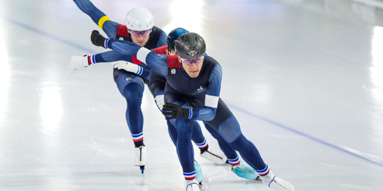 Patinage de vitesse : les Bleus lancent la course aux JO 2026