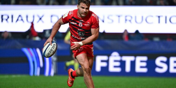 Rugby : Antoine Dupont de retour, l'heure du break pour le Stade Toulousain ?