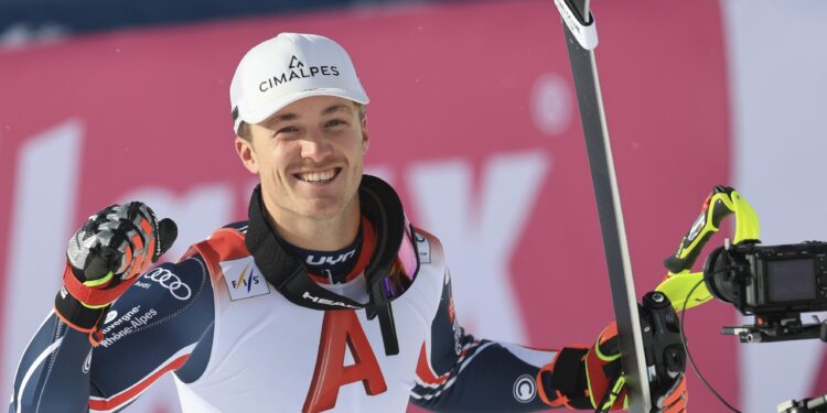 Ski : à la surprise générale, Paco Rassat en or en Coupe du Monde !