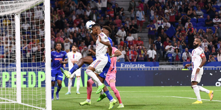 « Jeu de tête » : la FFF pose un cadre clair pour l&rsquo;apprentissage chez les jeunes