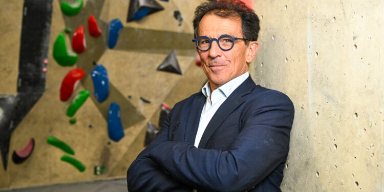 Alain Carrière, président de la Fédération française de la montagne et de l’escalade, démissionne