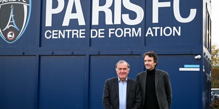 Football : à Orly, nouvelle ère pour le Paris FC