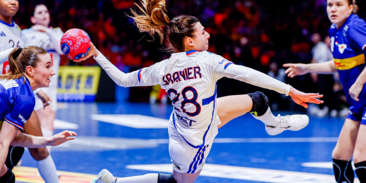 Handball : les Bleues attendues au rendez-vous des quarts face au Danemark