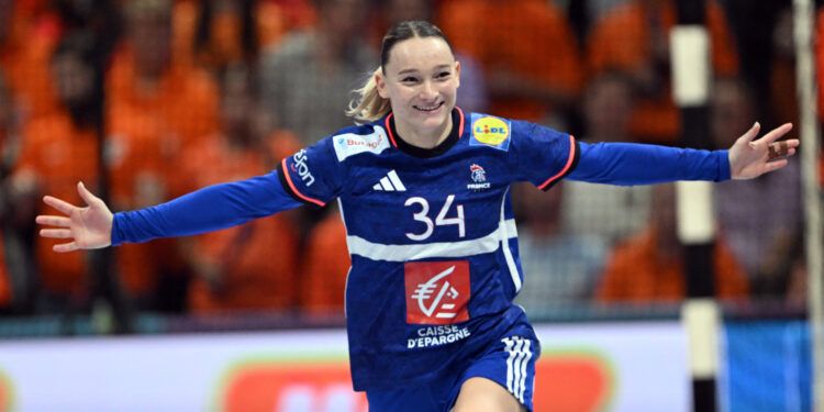 Handball : au bout du suspens, le bronze pour les Bleues au Mondial