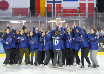 Hockey sur glace : les Bleuettes au rendez-vous et en bronze