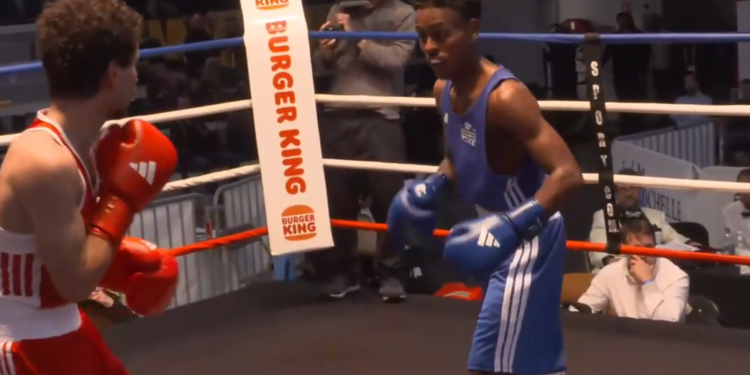 Championnats de France de boxe 2026 - REPLAY : Zakarya Bouahouak / Larry Tevanee (50kg)