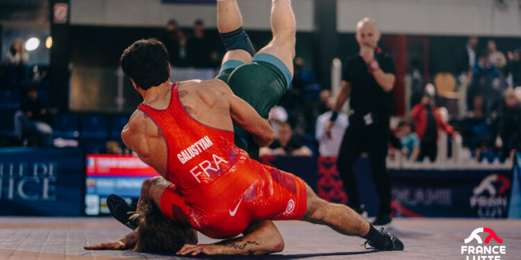 Lutte : les Bleus de la gréco-romaine ont lancé 2026 à domicile