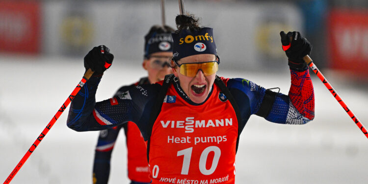 Biathlon : feu d&rsquo;artifice bleu pour la dernière avant les Jeux !