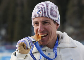 Milan-Cortina 2026 : en or, Quentin Fillon Maillet parmi les plus grands !