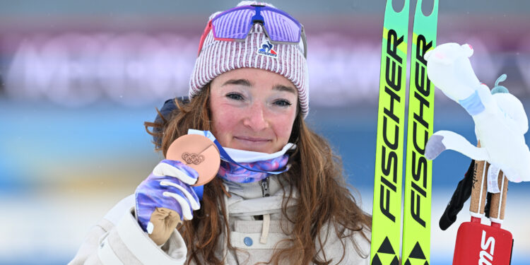 Milan-Cortina 2026 : Lou Jeannmonnot et Mathis Desloges, révélations et porte-drapeaux