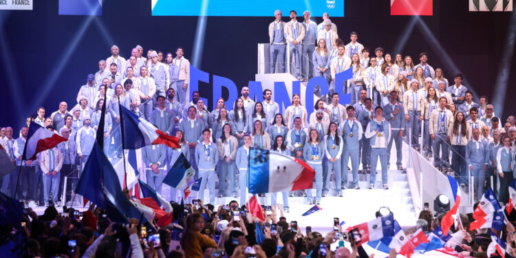 Bigflo & Oli, 23 médailles et une liesse populaire : Albertville a vibré pour le retour des Bleus