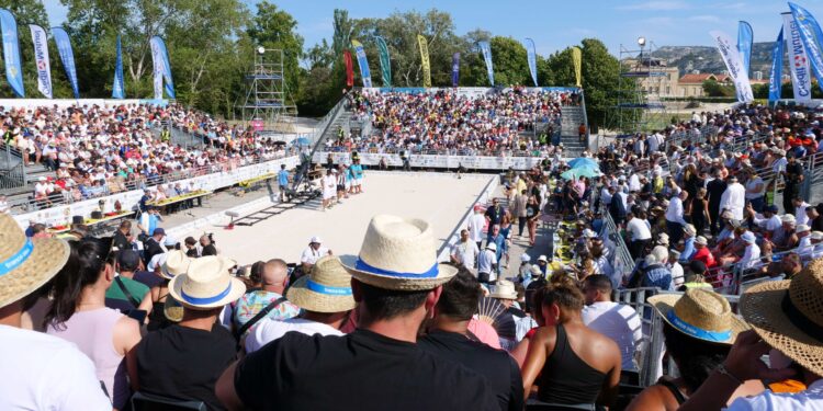 Pétanque : le "plus grand boulodrome du monde" bientôt à Marseille ?