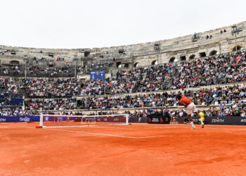Tennis : l'UTS monte en puissance au cœur des Arènes de Nîmes