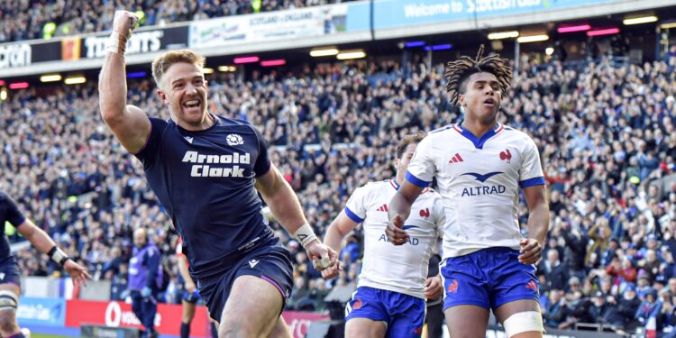 Rugby – XV de France : déroute en Ecosse, adieu le Grand Chelem… et le titre ?