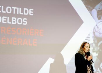 Clotilde Delbos : « La FFR est en avance sur son plan de redressement financier »