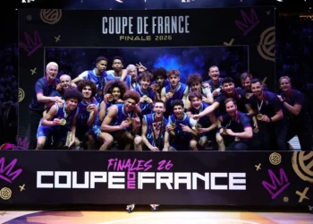 Basket : Dijon U18 et les jeunes Flammes brillent à Bercy 