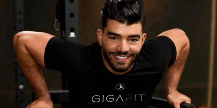 Mountassir Bouhadba, expert en création de concepts sportifs premium et fondateur du réseau GIGAFIT