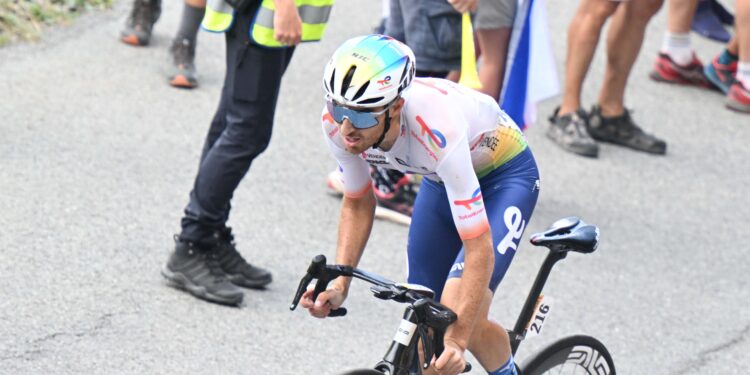 Cyclisme : Jordan Jegat lève les bras à Besançon