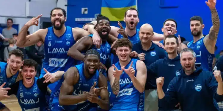 Basket : Laval et La Ravoire-Challes en quête d'un sacre historique à l'Accor Arena