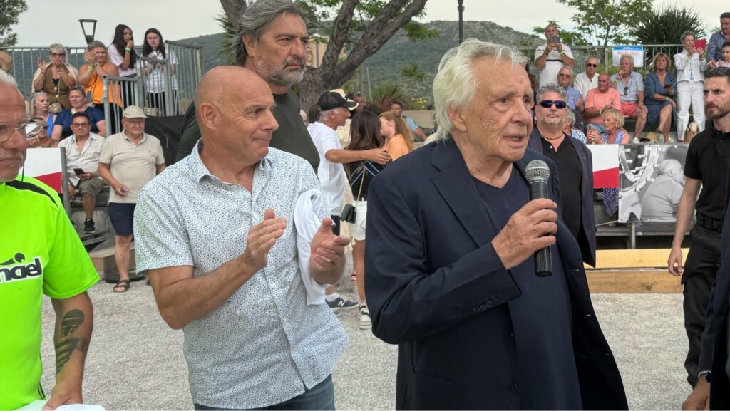 Pétanque : sous les yeux de Michel Sardou, Bormes a vibré