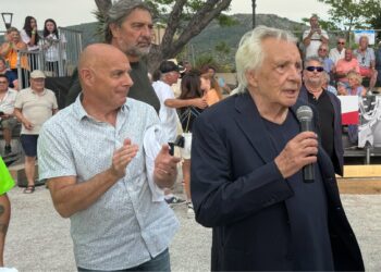 Pétanque : sous les yeux de Michel Sardou, Bormes a vibré