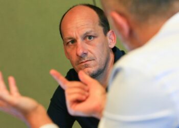 Sébastien Carrez : « À l'école, le rugby devient un support pour apprendre différents métiers et responsabilités »