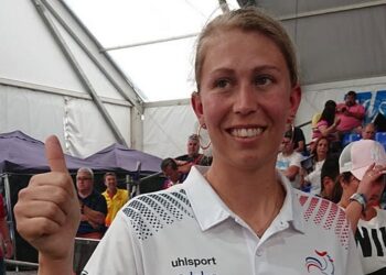 Pétanque : impériale, l'équipe de France en mode Fanny !