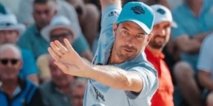 Masters de Pétanque : au bout du suspense, Dylan Rocher s'en sort et défie Bonetto !