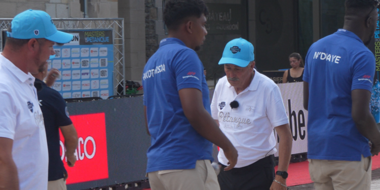 Masters de Pétanque : Fazzino fait le show d’entrée à Montluçon !