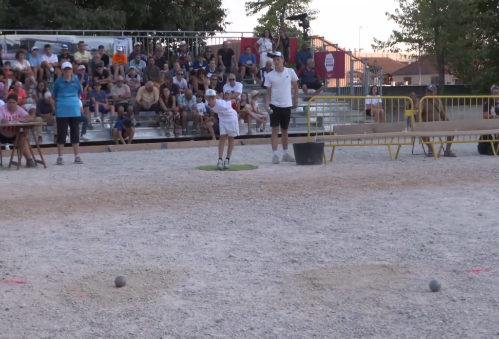 Pétanque : une tentative de record du monde qui fera date à Romans-sur-Isère !