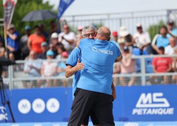 Pétanque : au bout de son rêve, la Charente championne de France à domicile !