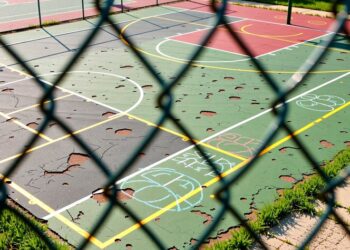 Un député alerte, les équipements sportifs du 93 au bord de la rupture