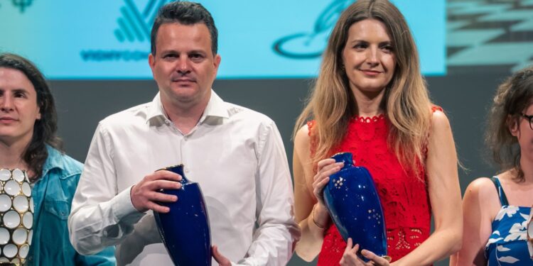 Échecs : Étienne Bacrot et Sophie Milliet, roi et reine de France à Vichy