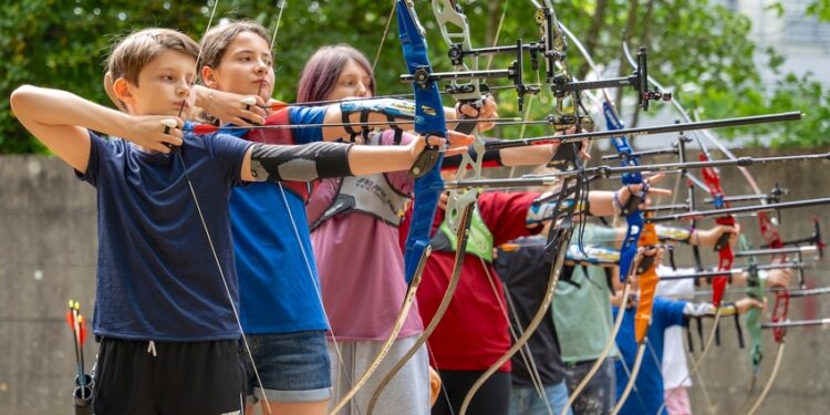 Tir à l’arc : comment l'« Arc Académie » veut réinventer l’accueil des débutants dès la rentrée