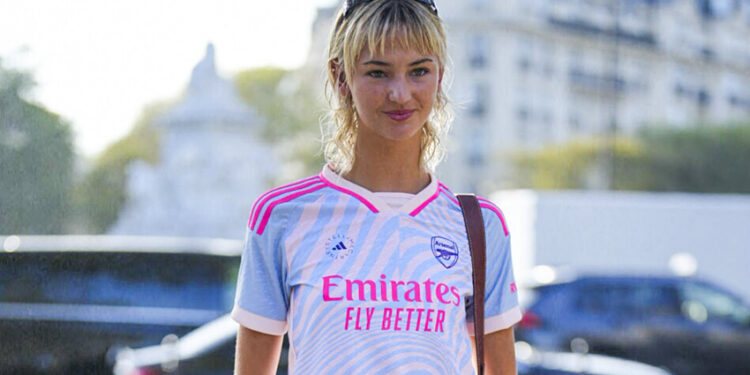 Quand le football féminin se mêle à la Fashion Week de Paris