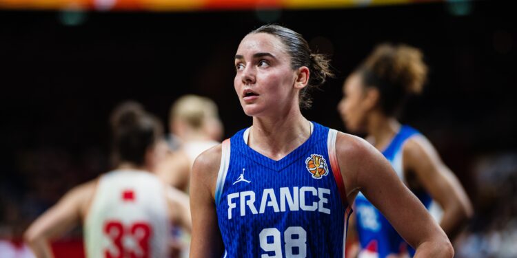 Basket : 24 heures après la claque hongroise, les Bleues enchaînent