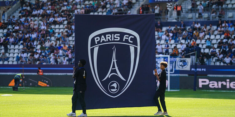 Paris FC : ce géant rejoint le club jusqu’en 2029