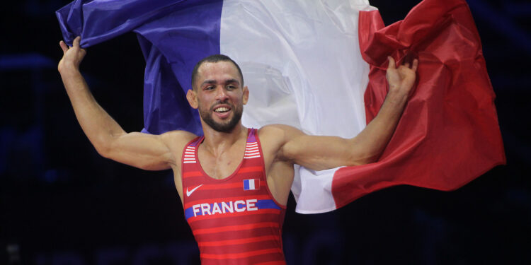 Lutte : à Astana, l'équipe de France passe un test à l'approche des Jeux