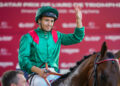 Le jockey Mickaël Barzalona retrouve la Cravache d&rsquo;Or après une saison record